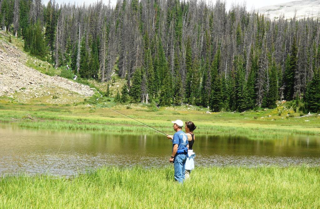 Medicine Bow Lodge Tenmile Kültér fotó